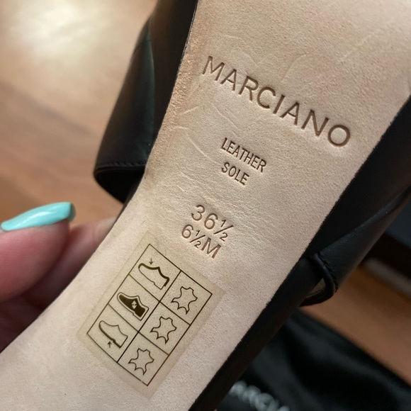 NWT Authentic Marciano Heels - Picture 6 of 11